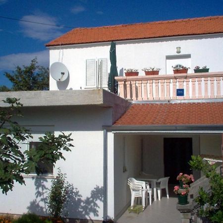 Apartments Dijan Sukošan Exterior foto